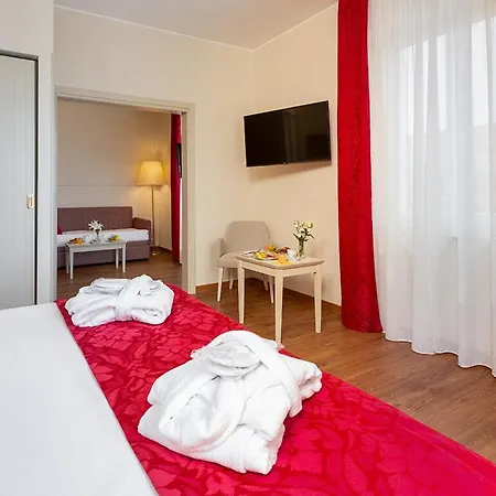 Le Suites Del Nazionale Hotell