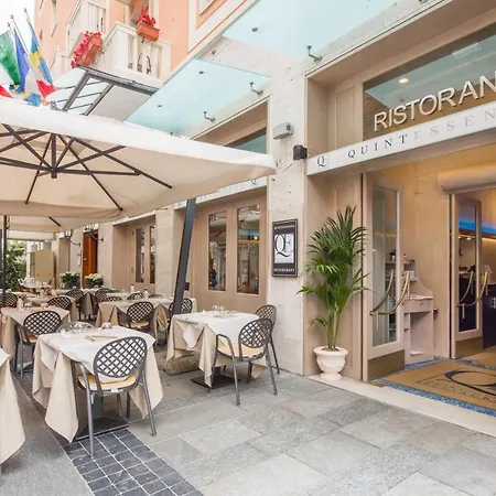 Le Suites Del Nazionale Hotel